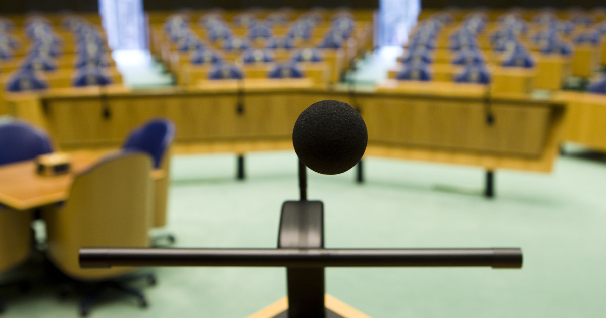 In ruim zestig procent van de Kamerdebatten was een met AI-gemaakte tekst te horen 21.10.2026